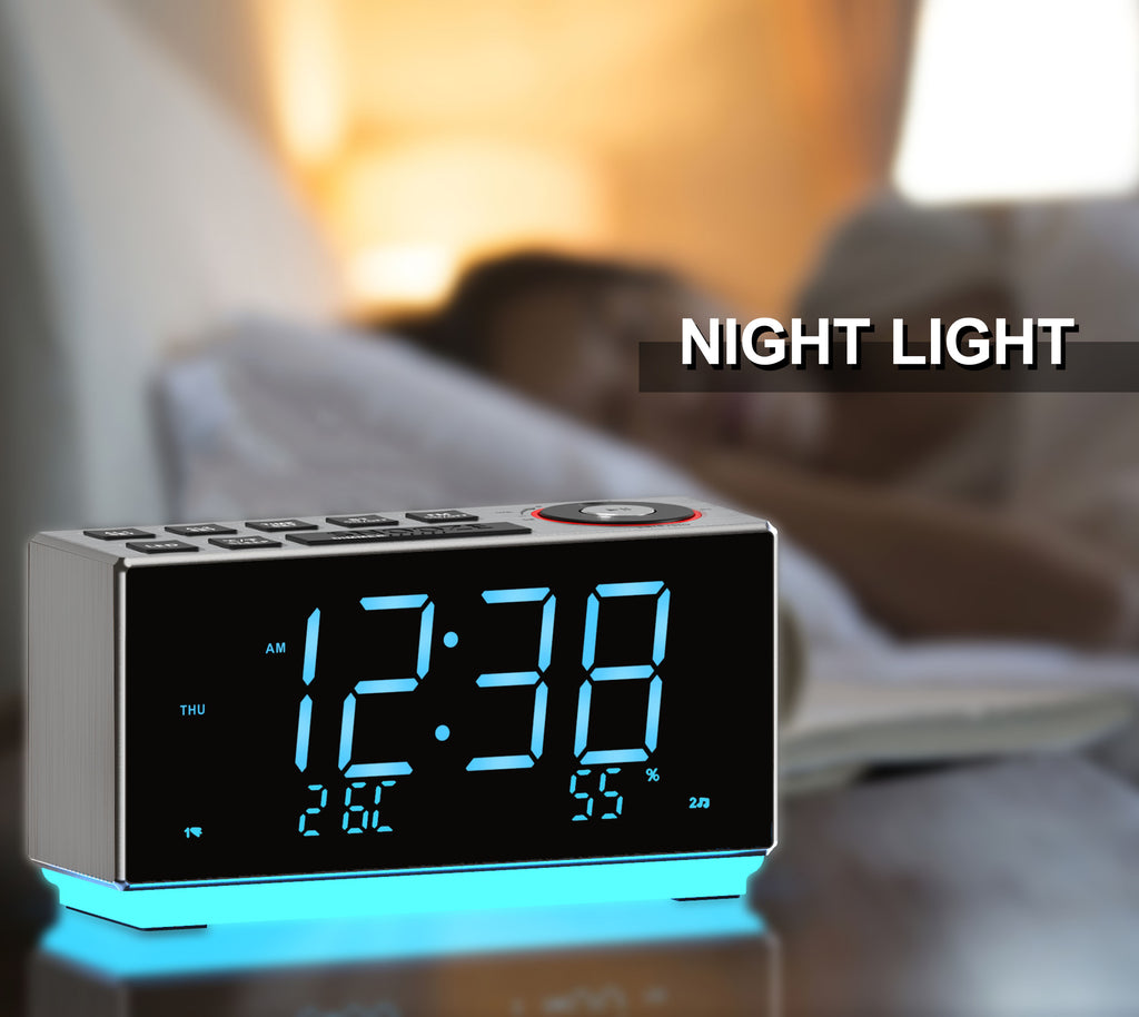 Reloj despertador dual con radio FM, carga USB, pantalla LED de 1,8", luz nocturna, función de repetición, control de atenuación, altavoz Bluetooth y pantalla de temperatura y humedad iTOMA 508